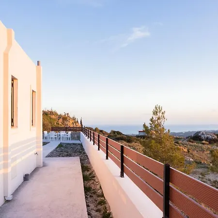 Villa Kastrena House Aszklipiío