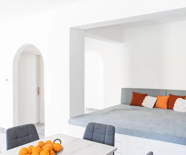 Villa Kastrena House