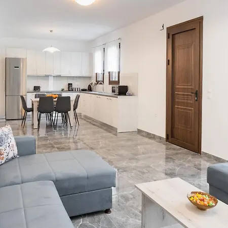 Kastrena House Villa *