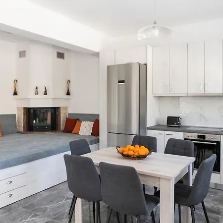 Kastrena House 빌라 *