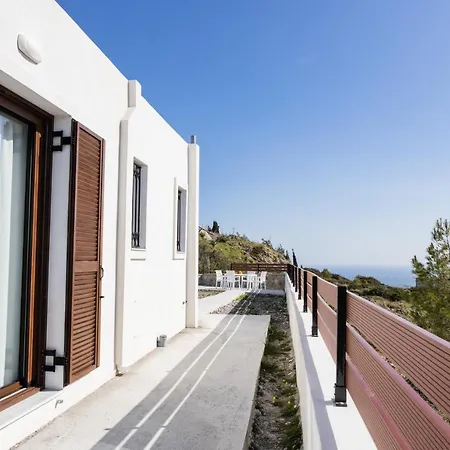 Villa Kastrena House *