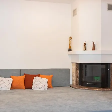 فيلة Kastrena House Asklipiion